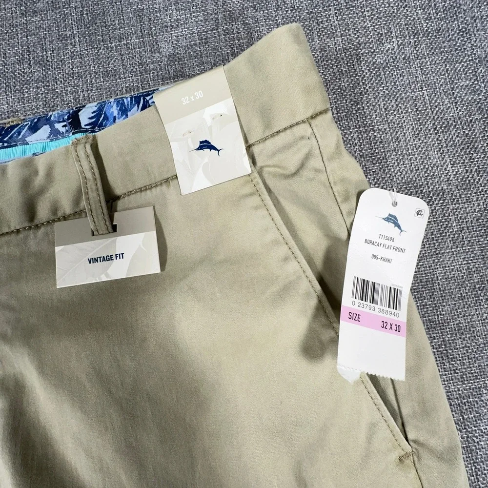 Tommy Bahama Boracay Flat Front Chino Pants Mens 32x30 Khaki Vintage Fit NEW